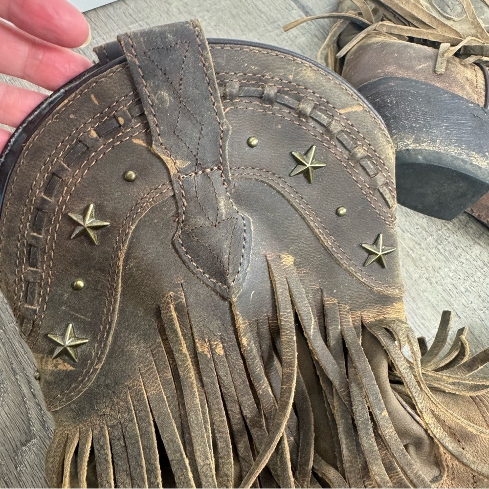 Dingo Western Ankle Boot Women’s 6.5 Brown Leather Fringe Distressed Studded - Picture 2 of 11